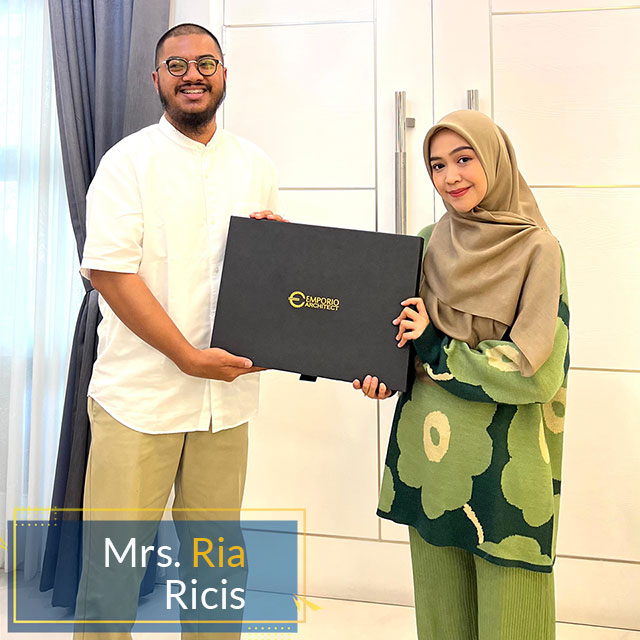 Testimoni Ibu Ria Ricis